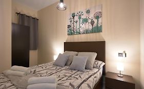 Apartamentos Tejares De Triana 16B